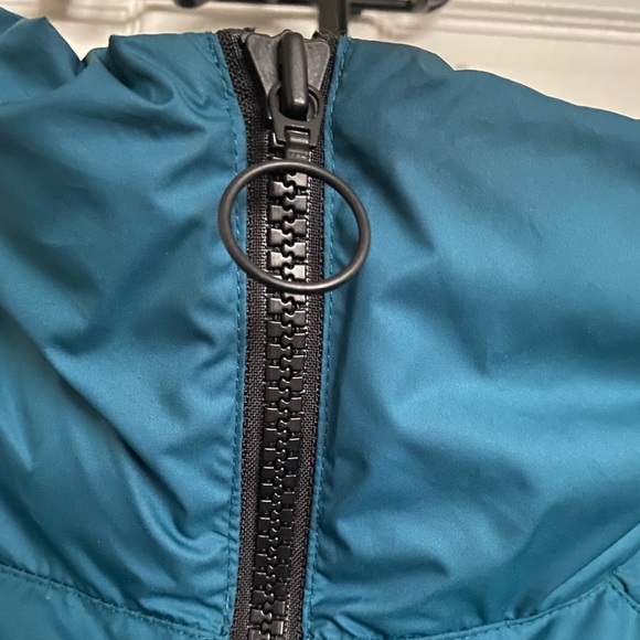 Nike Oversized Puffer Jacket 🤍 - Picture 4 of 7